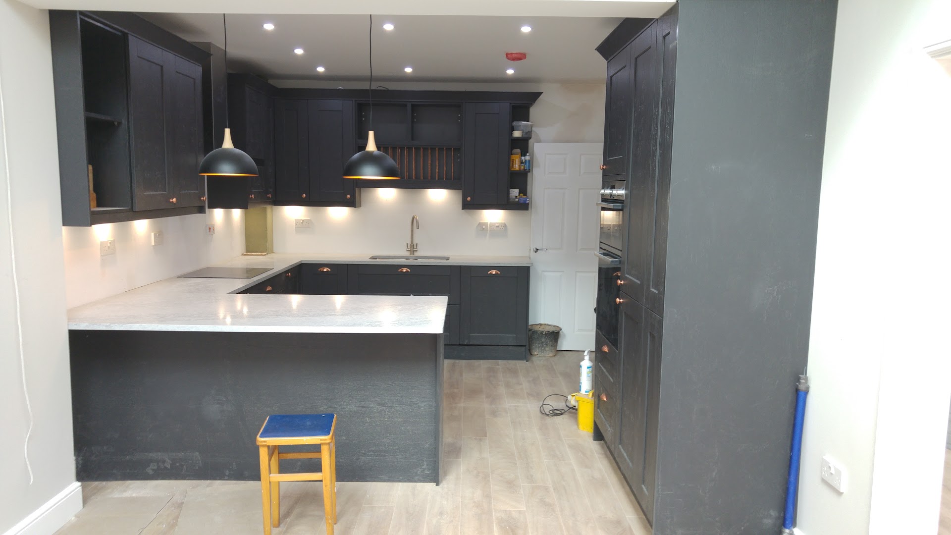 Builder Carpenter Joiner — Photos 3